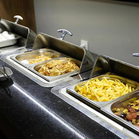 Eniza Hotel Мерсин Екстериор снимка