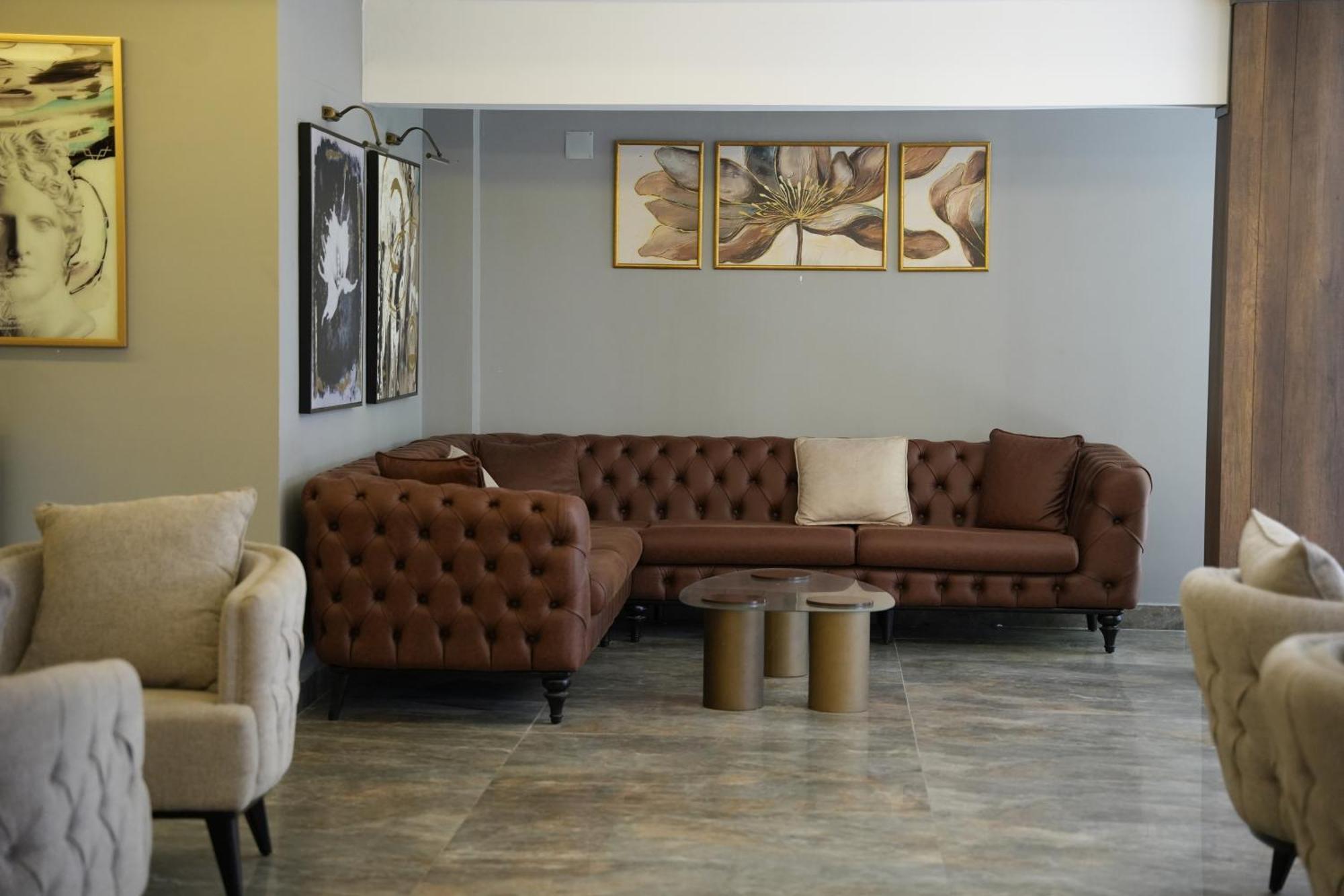 Eniza Hotel Мерсин Екстериор снимка