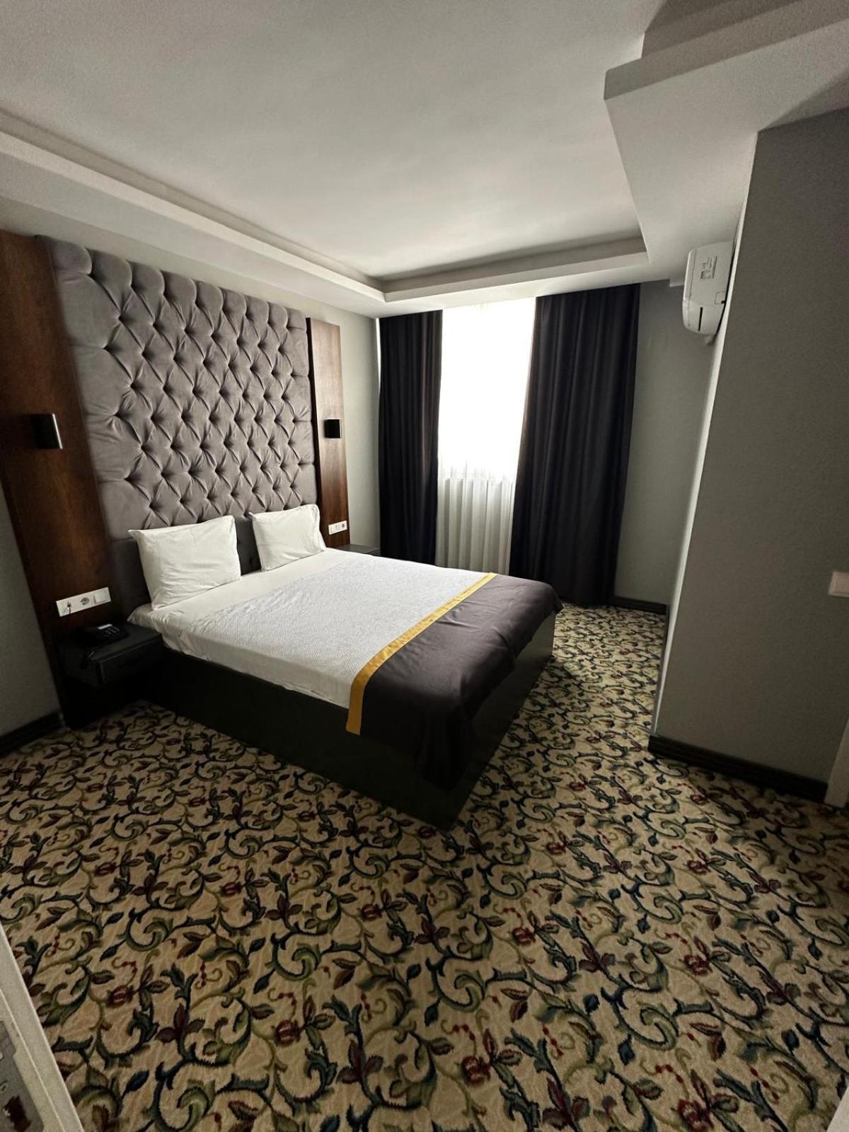 Eniza Hotel Мерсин Екстериор снимка